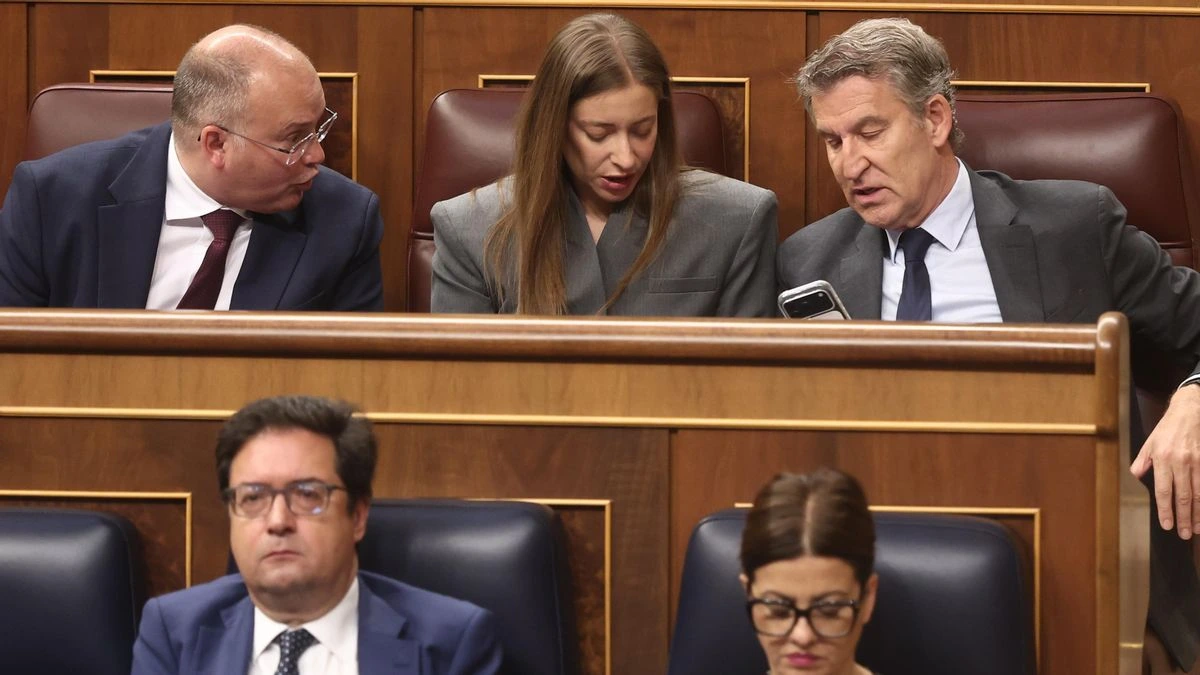 El PP se quita la responsabilidad de “acabar” con Sánchez: o el presidente convoca elecciones o los socios le abandonan