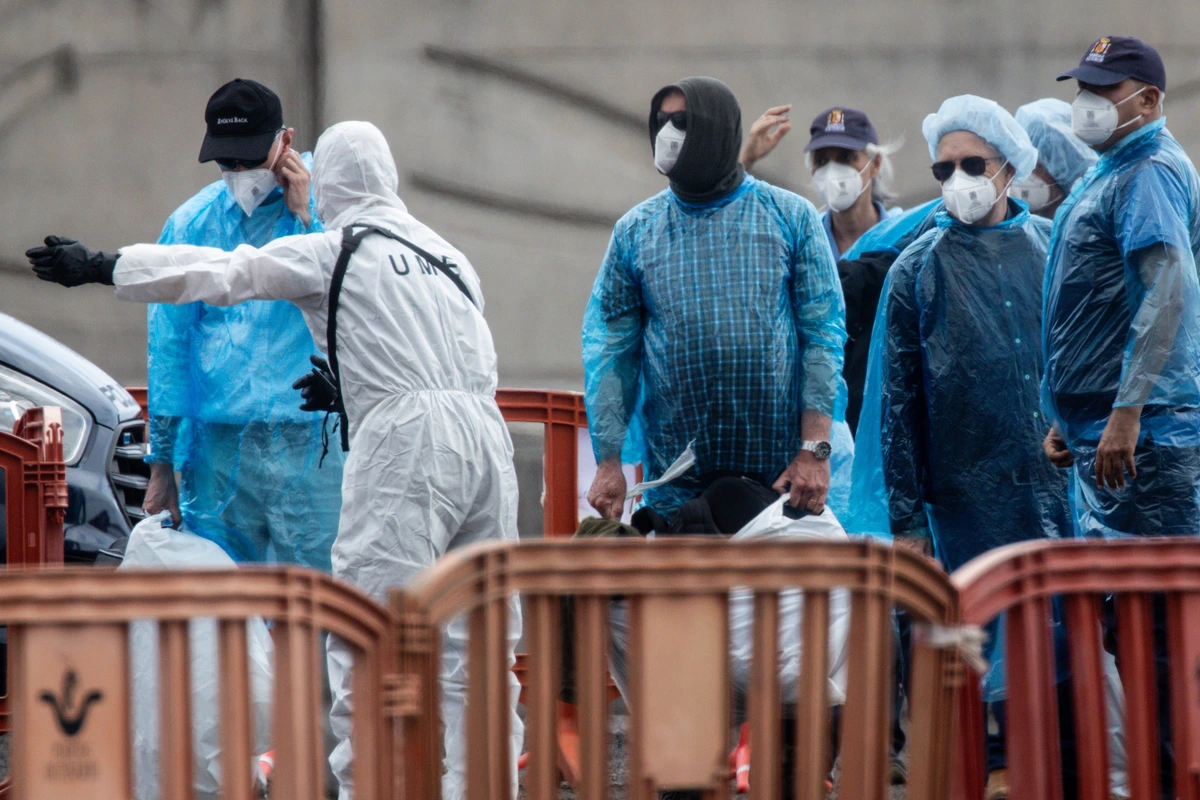 Britons evacuated from hantavirus-stricken MV Hondius cruise ship return to UK