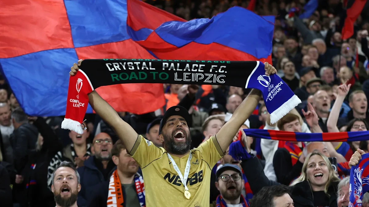 Conference League: Flieger werden extra umgeleitet! Invasion der England-Fans in Leipzig