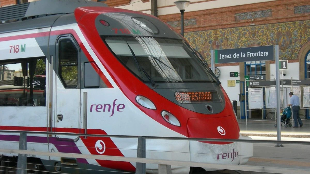 Competencia pide facilitar la entrada de operadores privados en los servicios de trenes de Cercanías y Media Distancia