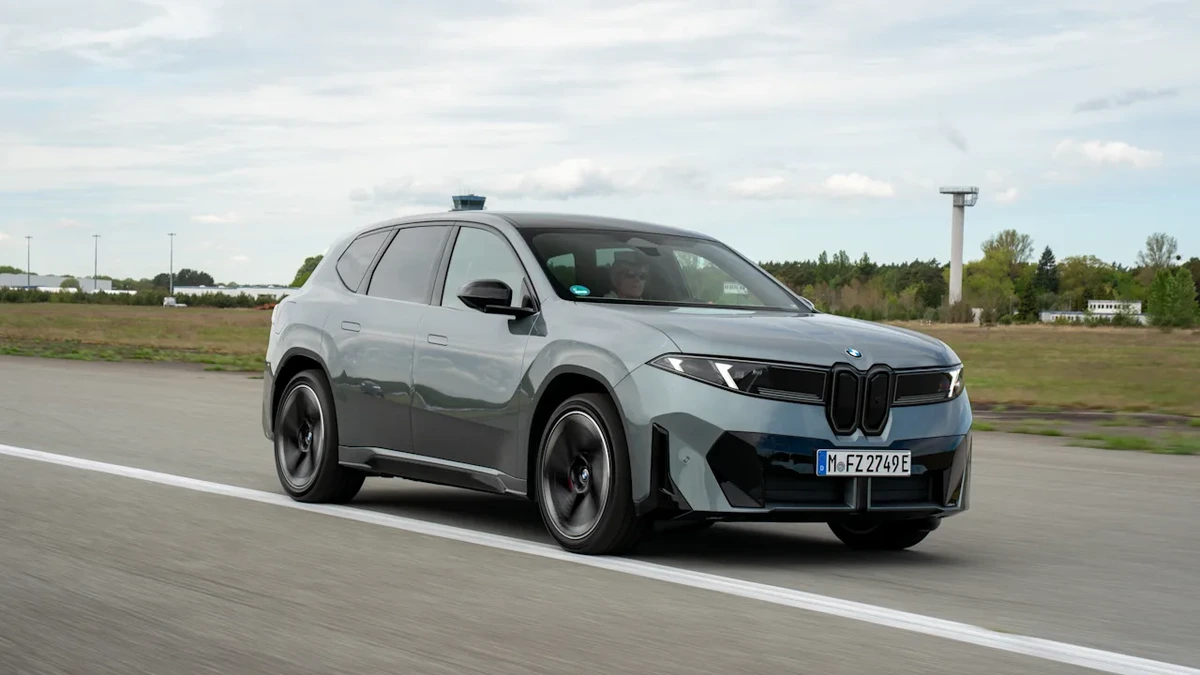 BMW iX3 NA5 muss in die Werkstatt: Stromschlag beim Laden droht