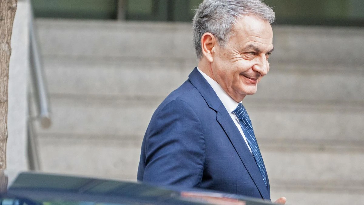 Las respuestas de Zapatero no despejan las sospechas del juez sobre los cobros del conseguidor de Plus Ultra