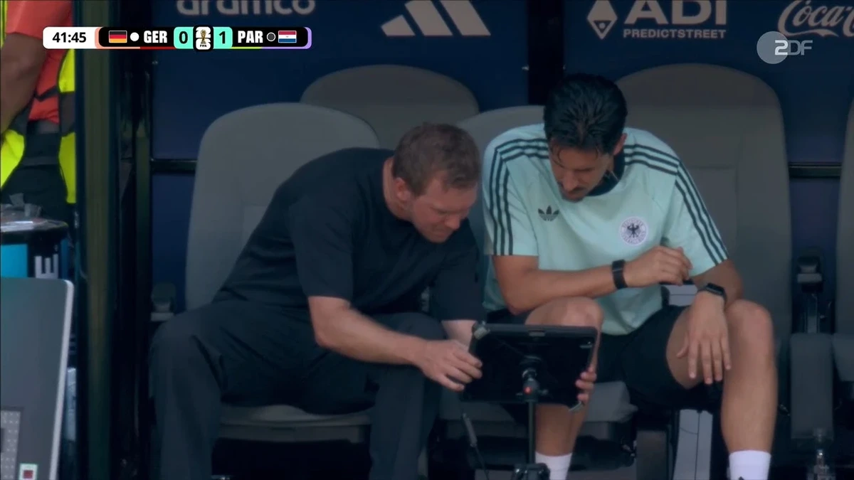 WM 2026: Nagelsmann tobt vor seinem iPad!