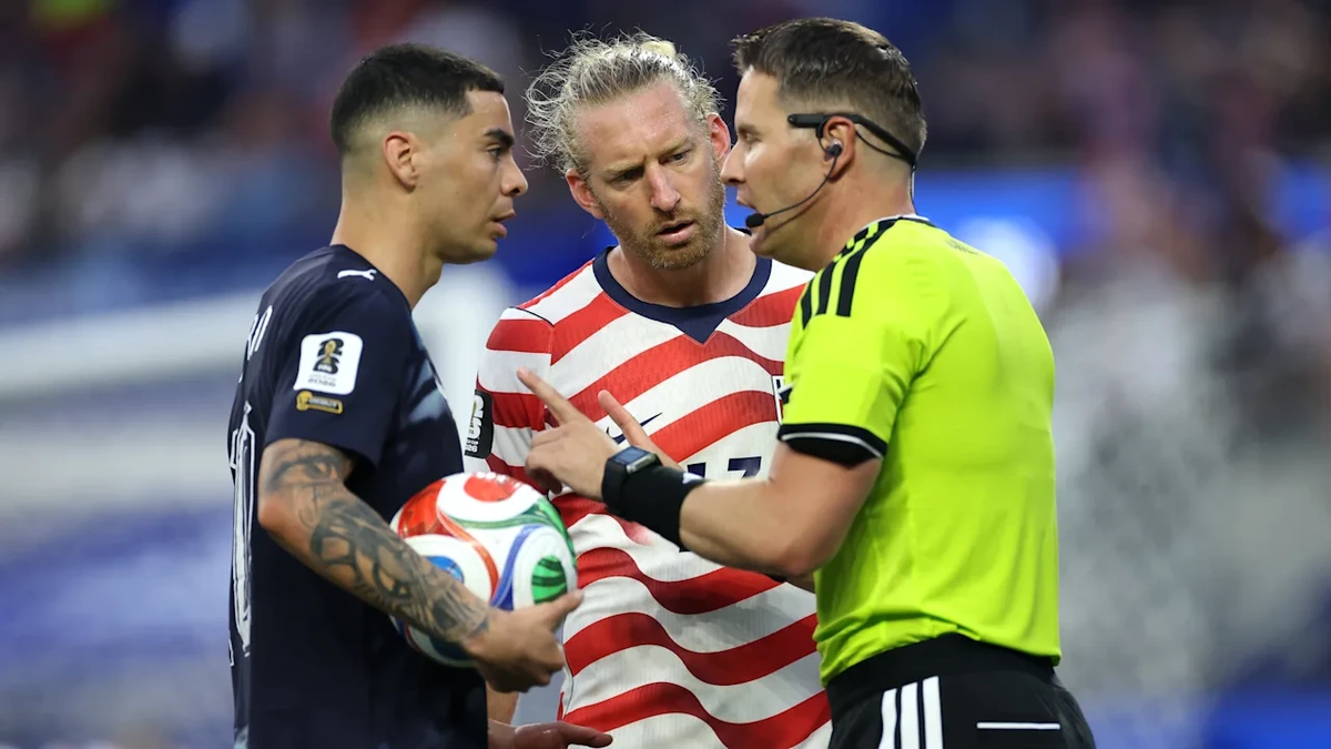 Neue Regel bei WM: Video-Beweis entlarvt dreiste Schwalbe