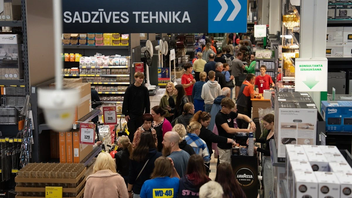 ФОТО. В Огре открылся магазин "K Senukai", инвестиции составили два миллиона евро