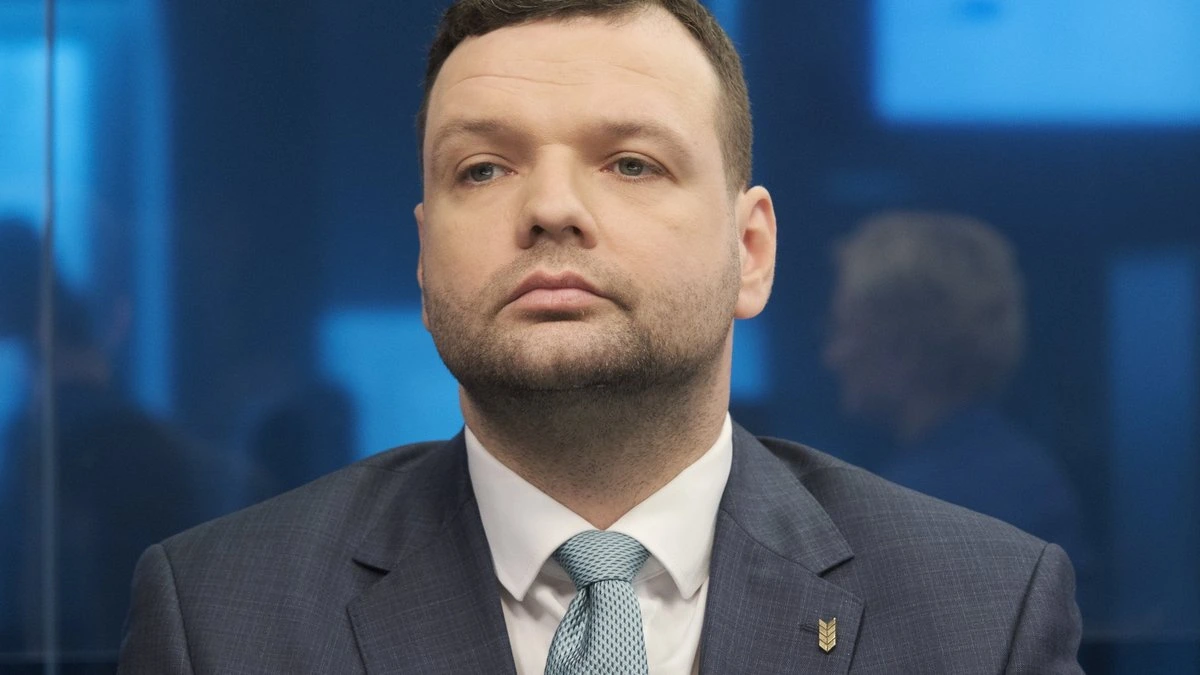 Министр благосостояния: идея полного отказа от переноса рабочих дней заслуживает рассмотрения