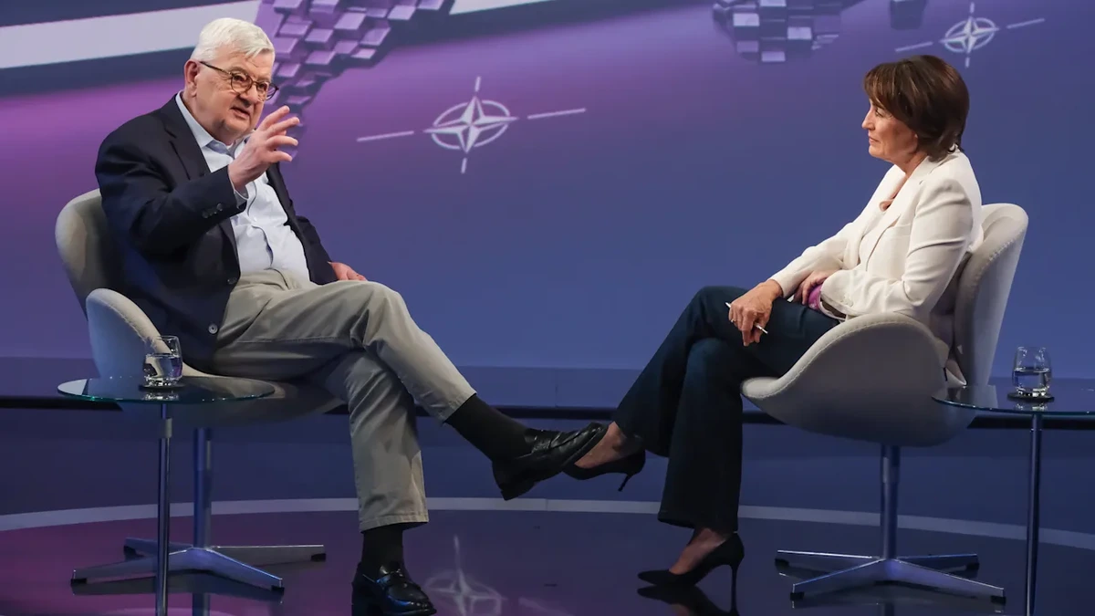 Wegen Gerhard Schröders Putin-Treue: Joschka Fischer geht auf seinen Altkanzler los!