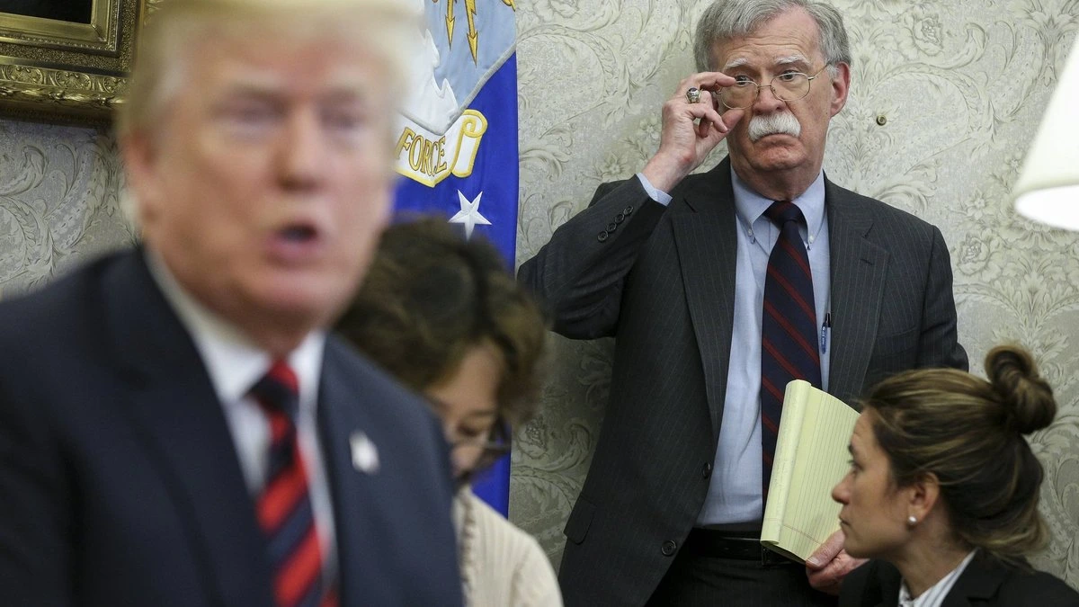 Бывший советник Трампа Джон Болтон согласился признать свою вину в утечке секретной информации