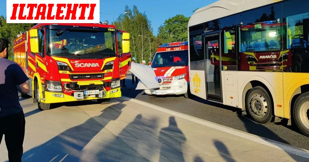 Bussikuski ajoi lapsen yli suojatiellä – Lapsi kuoli