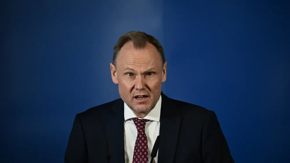 Grote will Hürden für Abschiebung straffälliger Flüchtlinge senken