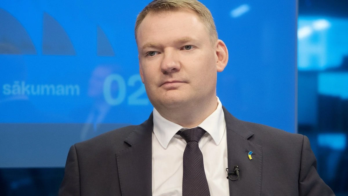 Смилтенс: тема Украины должна оставаться приоритетом ЕС до восстановления территориальной целостности