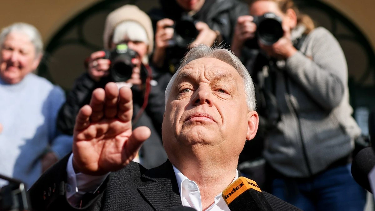 Орбан остался главой "Фидес" и пообещал обновить партию