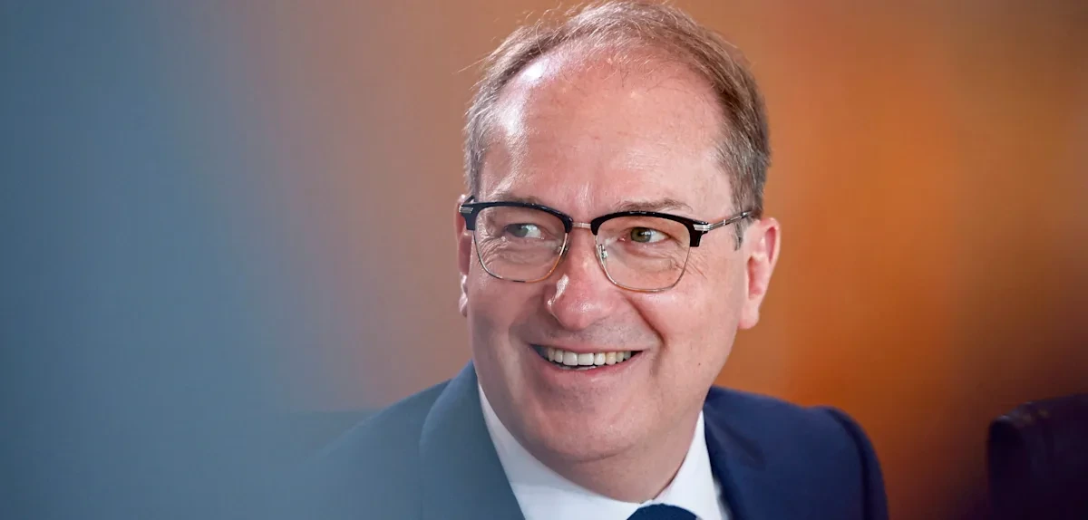 „Politischer Wille trifft auf handwerkliches Können“ – Alexander Dobrindt als „Person des Jahres“ geehrt
