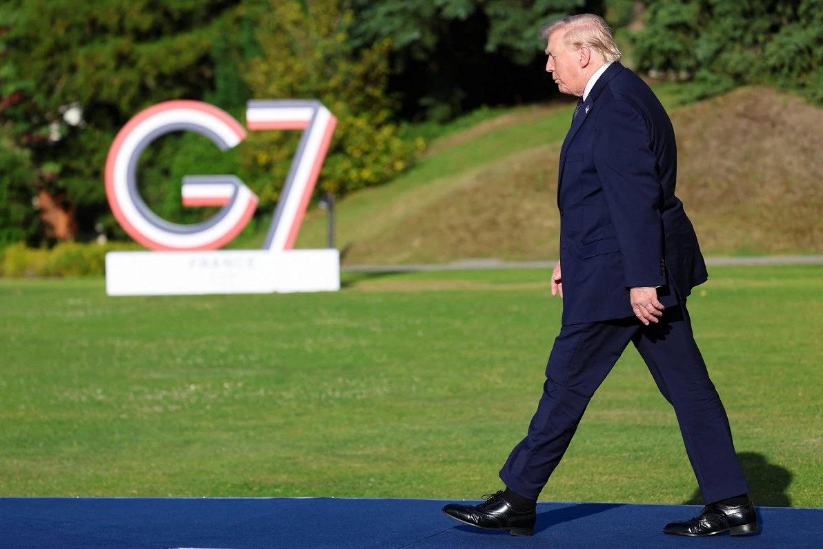 Нападение РФ на Украину: Трамп снова говорит о необходимости завершения войны — но Путин отказался встречаться с Зеленским