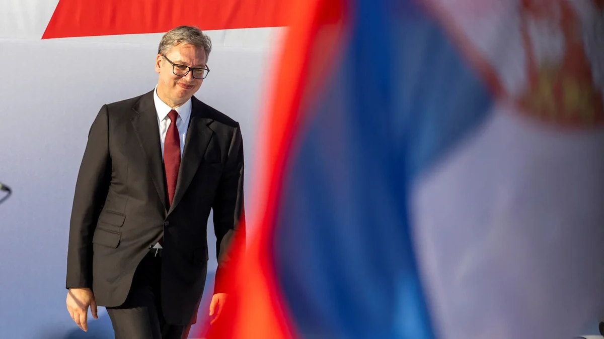 Nutzt er Putins Taktik? Serbiens Präsident Alexander Vucic kündigt Rücktritt an