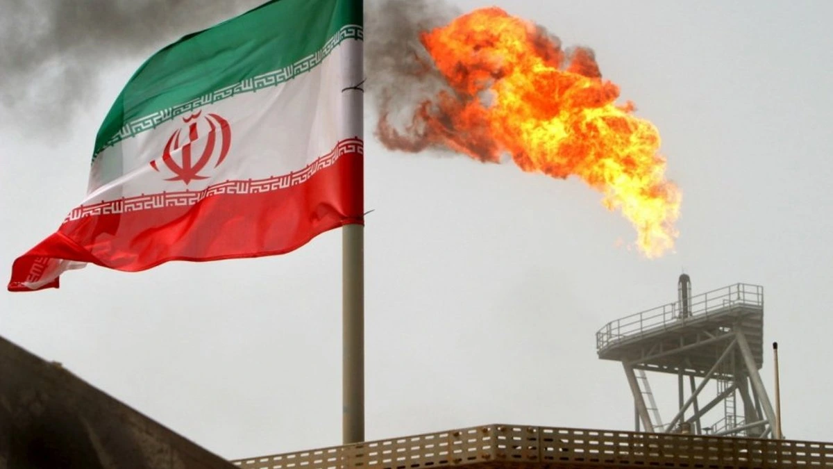 США приостановили санкции против иранской нефти. Иран отрицает, что согласился допустить инспекторов к ядерным объектам