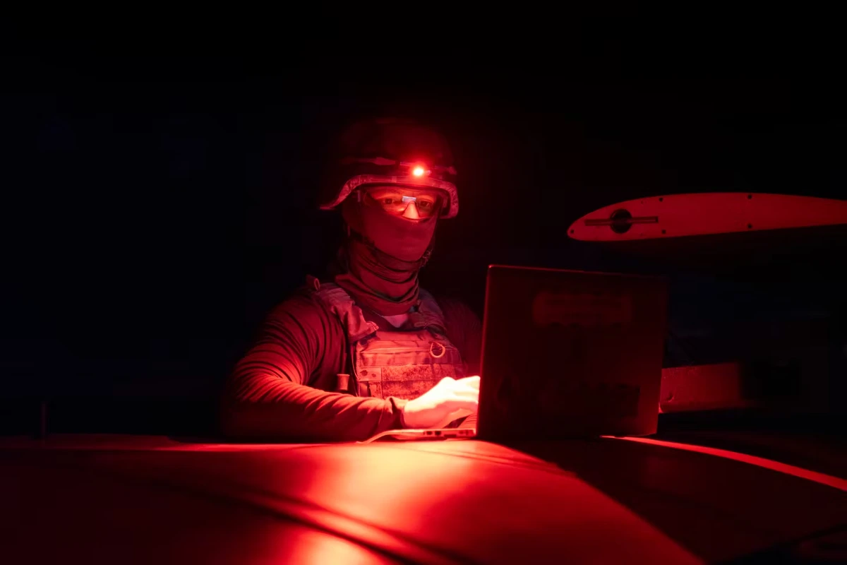 « Les Russes sentent que la guerre est arrivée sur leur territoire » : dans les coulisses d’une attaque de drones de l’armée ukrainienne, loin derrière les lignes ennemies