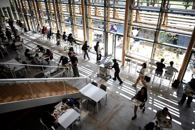 Le repas à 1 euro pour tous les étudiants menace l’équilibre financier des Crous, selon un rapport parlementaire