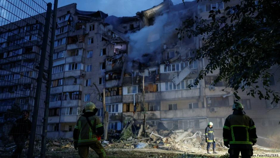 Bombardeos rusos matan a nueve personas en Kiev