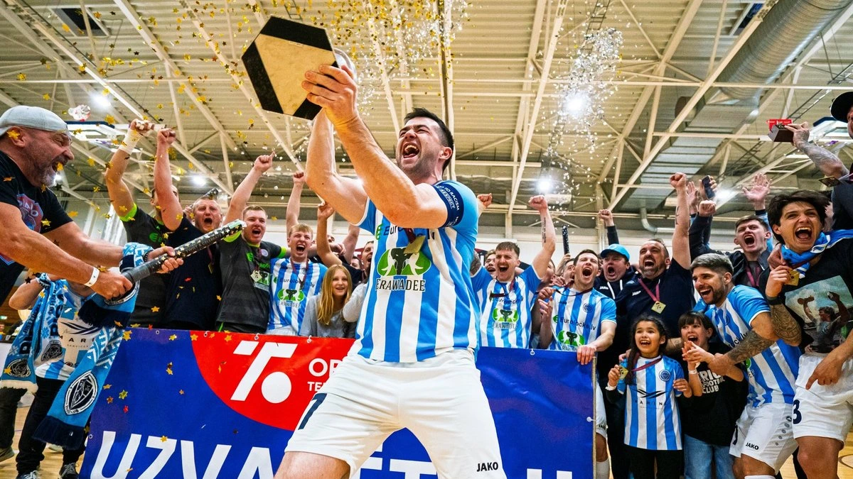 Чемпион Латвии ФК "Рига" покинул высшую лигу и отказался от Лиги чемпионов