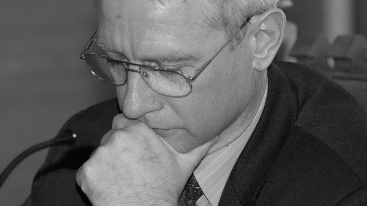 Скончался бывший депутат Верховного совета Латвии Юрис Карлсонс