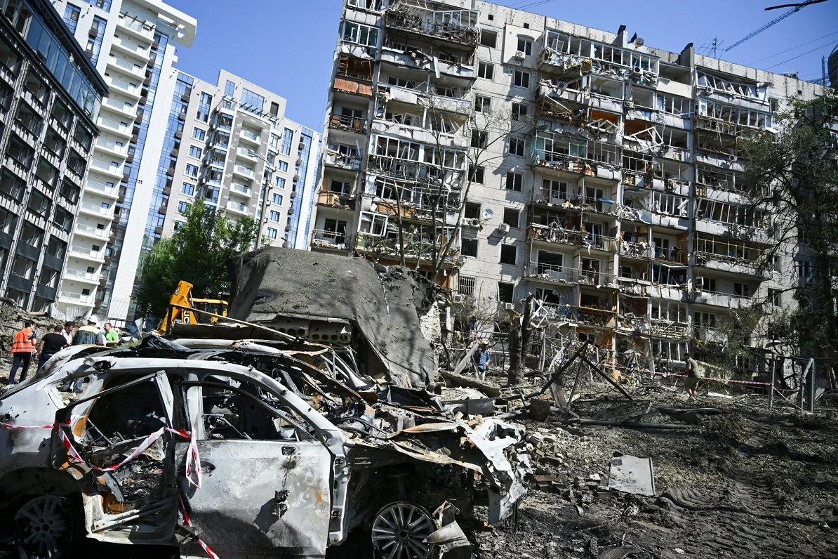 Нападение РФ на Украину: в Киеве растет число жертв вчерашнего удара; Киев просит ракеты для Patriot