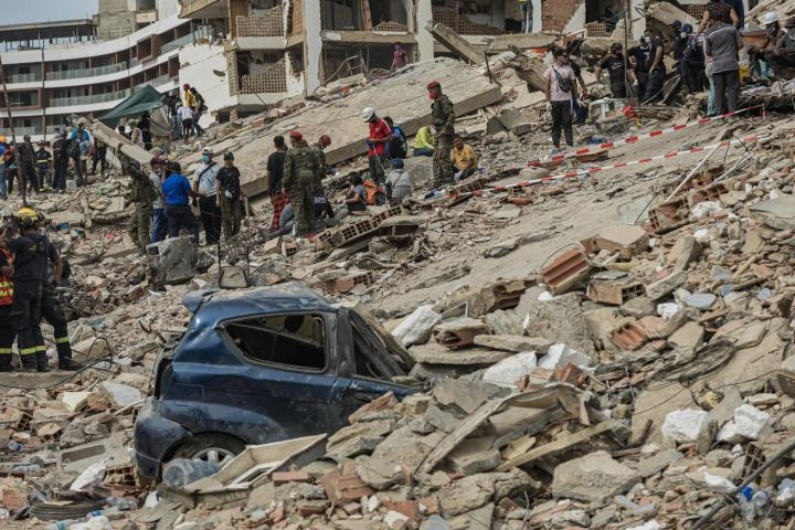 La tragedia de Venezuela sigue creciendo: ya son 4.930 los muertos por los terremotos y más de 21.000 personas viven en campamentos
