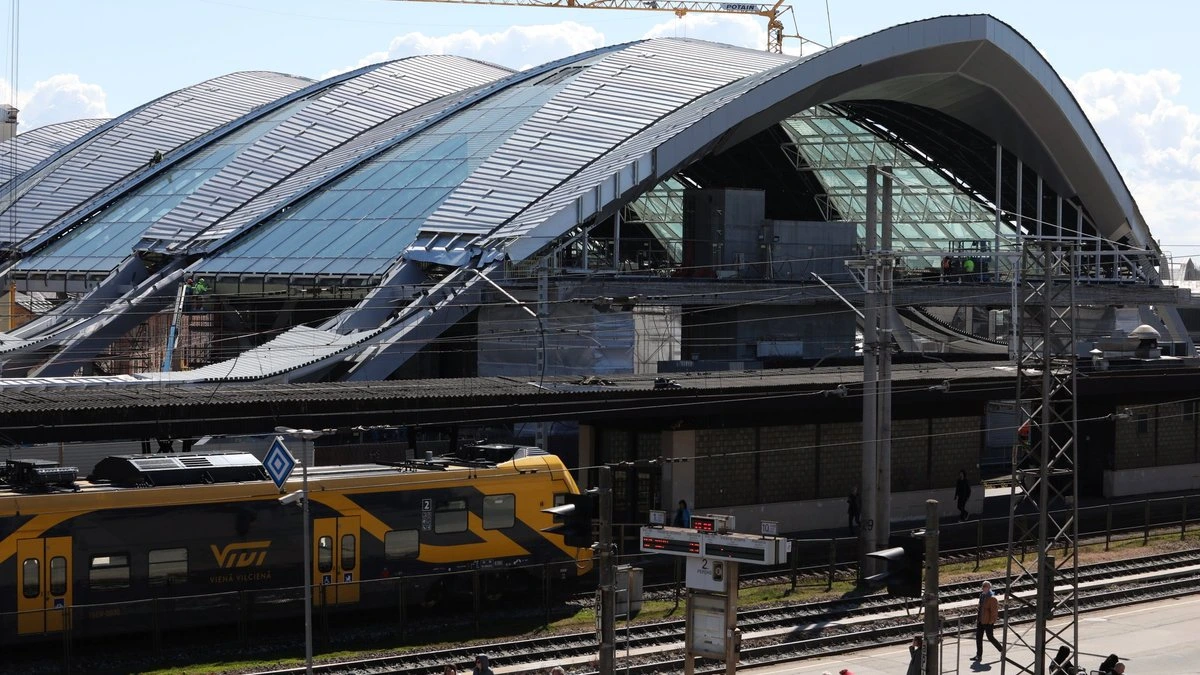 Евродепутат: Латвии надо искать финансирование для реализации Rail Baltica в других фондах ЕС