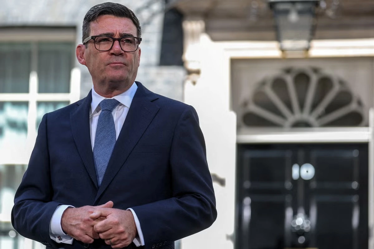 Andy Burnham fails to commit to Healey’s 3 per cent defence spending demand