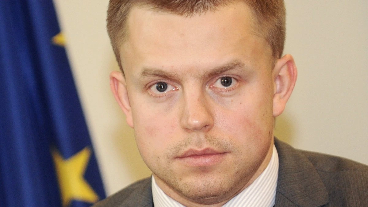 Суд обязал Каджулиса отозвать обвинения в адрес "Единства" и извиниться перед партией