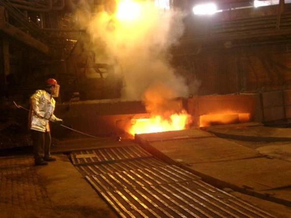 «Ilva chiusa entro 90 giorni». Ma Giorgetti: cessione stravolta. Jindal conferma l’impegno a comprare