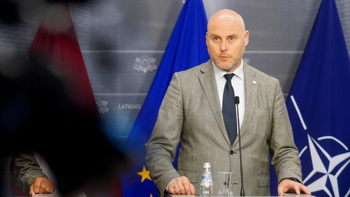 Кулбергс недоволен подготовленной министерствами информацией о финансировании НГО