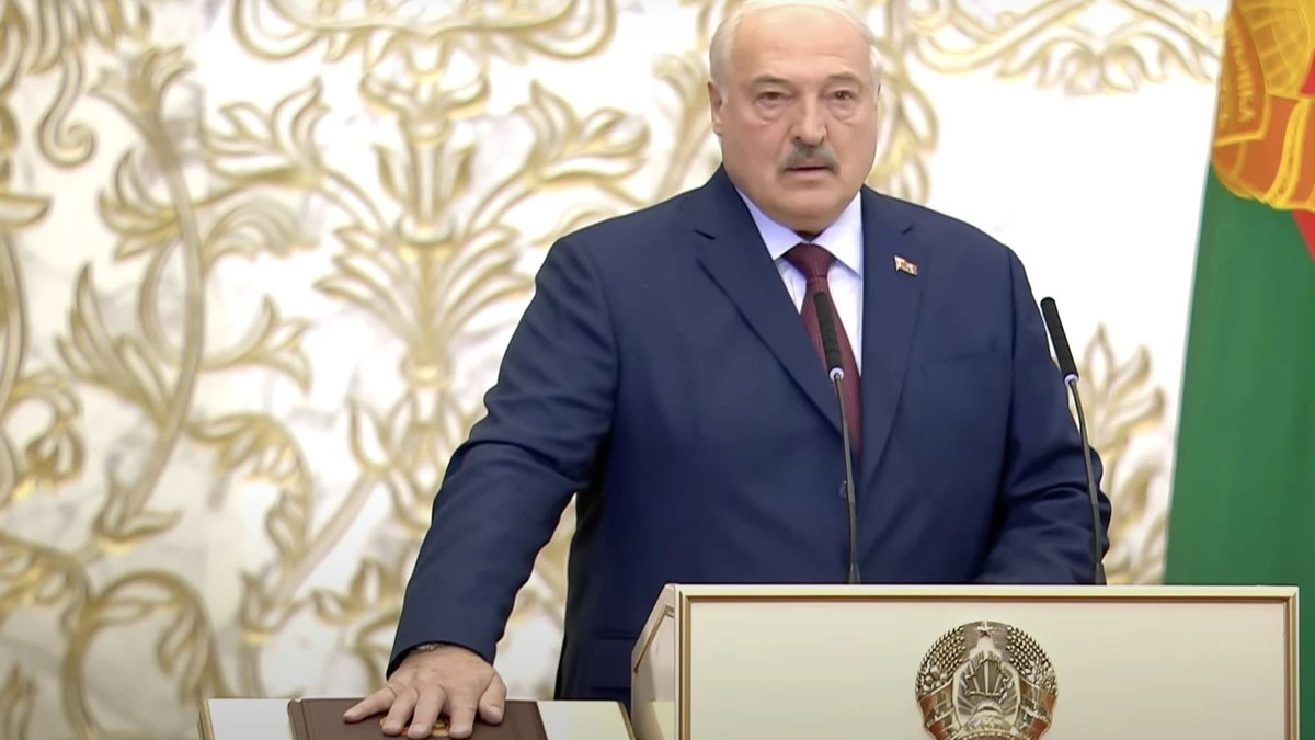 Офис Зеленского просит завести уголовное дело на Лукашенко