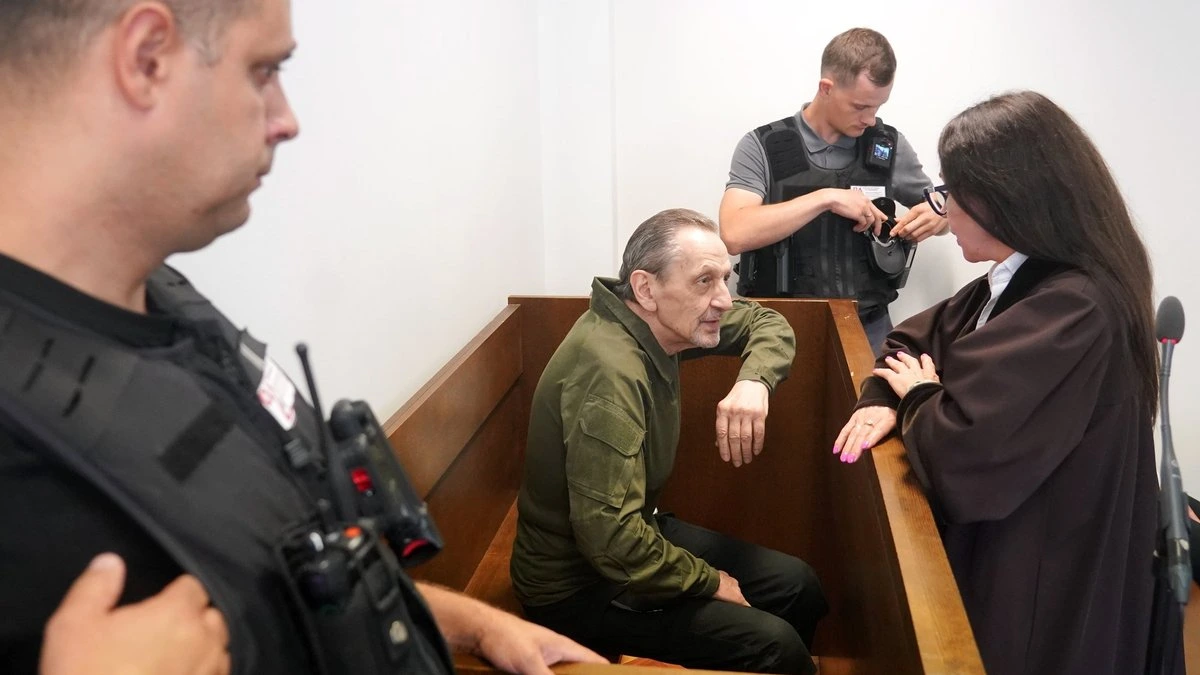 ФОТО. На скамье подсудимых по обвинению в шпионаже для ФСБ оказался 73-летний финансист