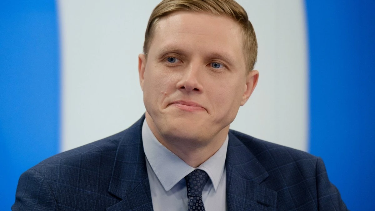 Домбрава с момента вступления в должность главы МВД включил в "черный список" около 90 иностранцев