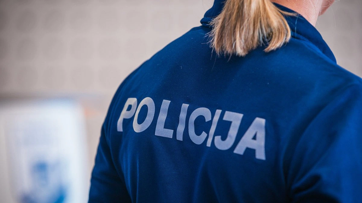 В Елгаве полиция остановила водителя в опьянении почти 4 промилле