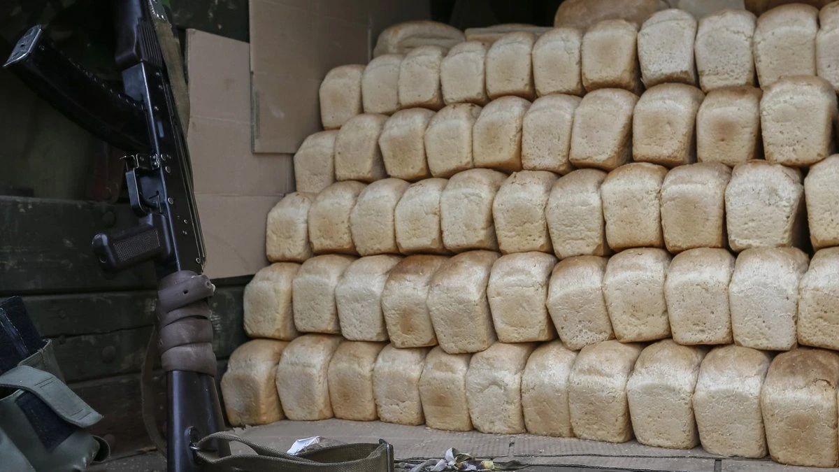 Российские удары уничтожили 90% складов продуктовых сетей в Украине — министр