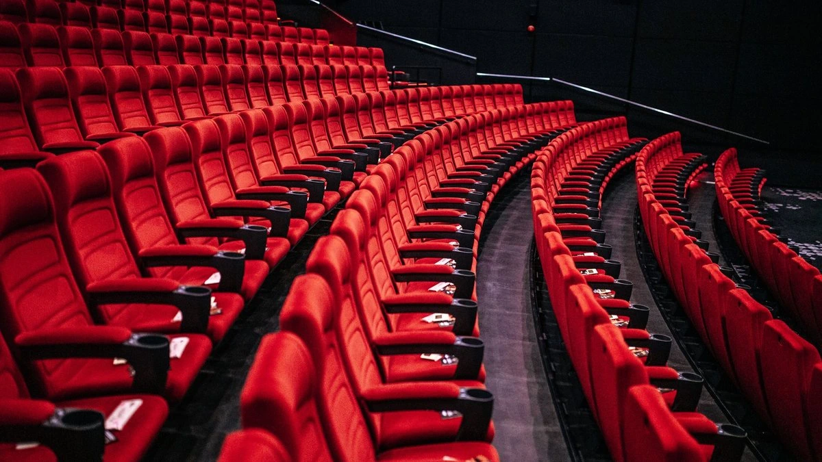В кинотеатре торгового центра Akropole Alfa начнет работу Forum Cinemas. Что изменится для зрителей?
