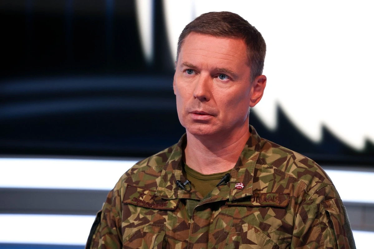 "Если бы существовала угроза, я бы сейчас здесь не сидел", — командующий НВС о визите директора ЦРУ в Москву