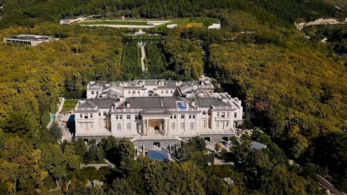 ВСУ поразили позицию комплекса ПВО рядом с "дворцом Путина" в Геленджике
