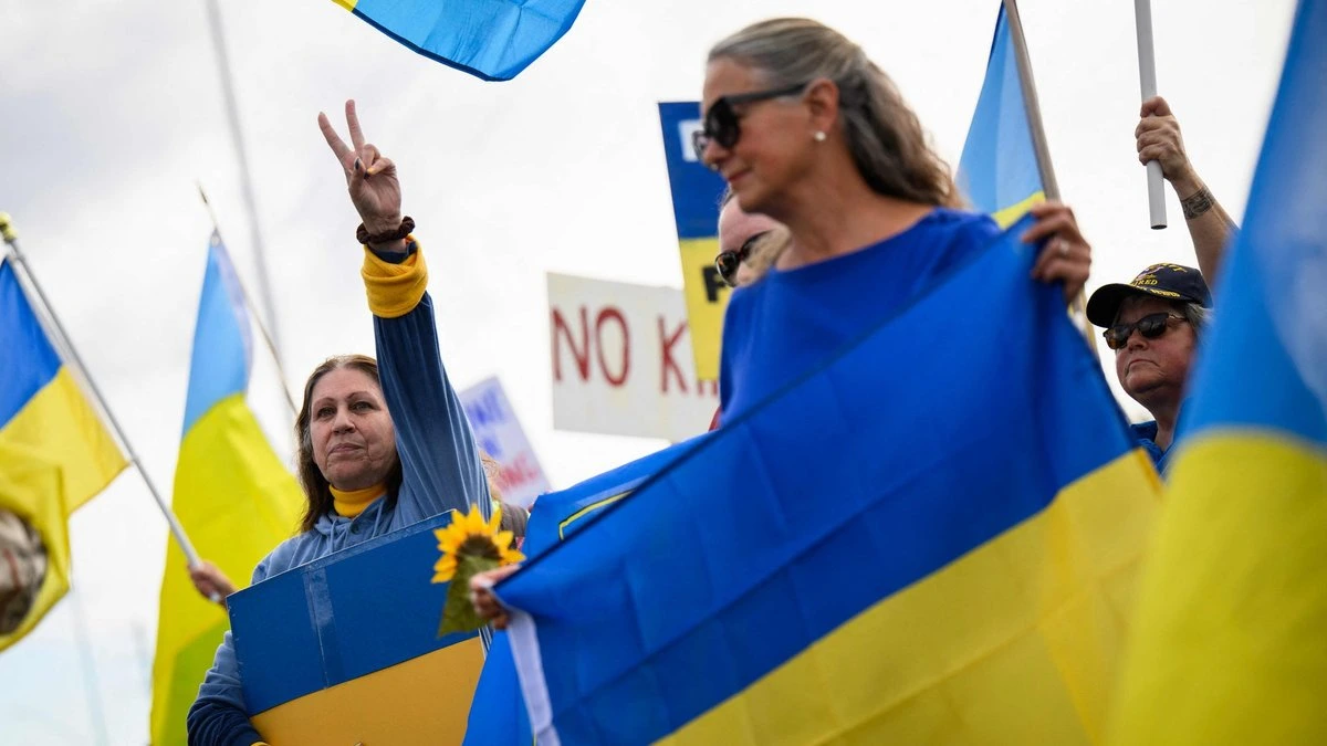 Фактчек: должны ли военнообязанные украинки покинуть ЕС?
