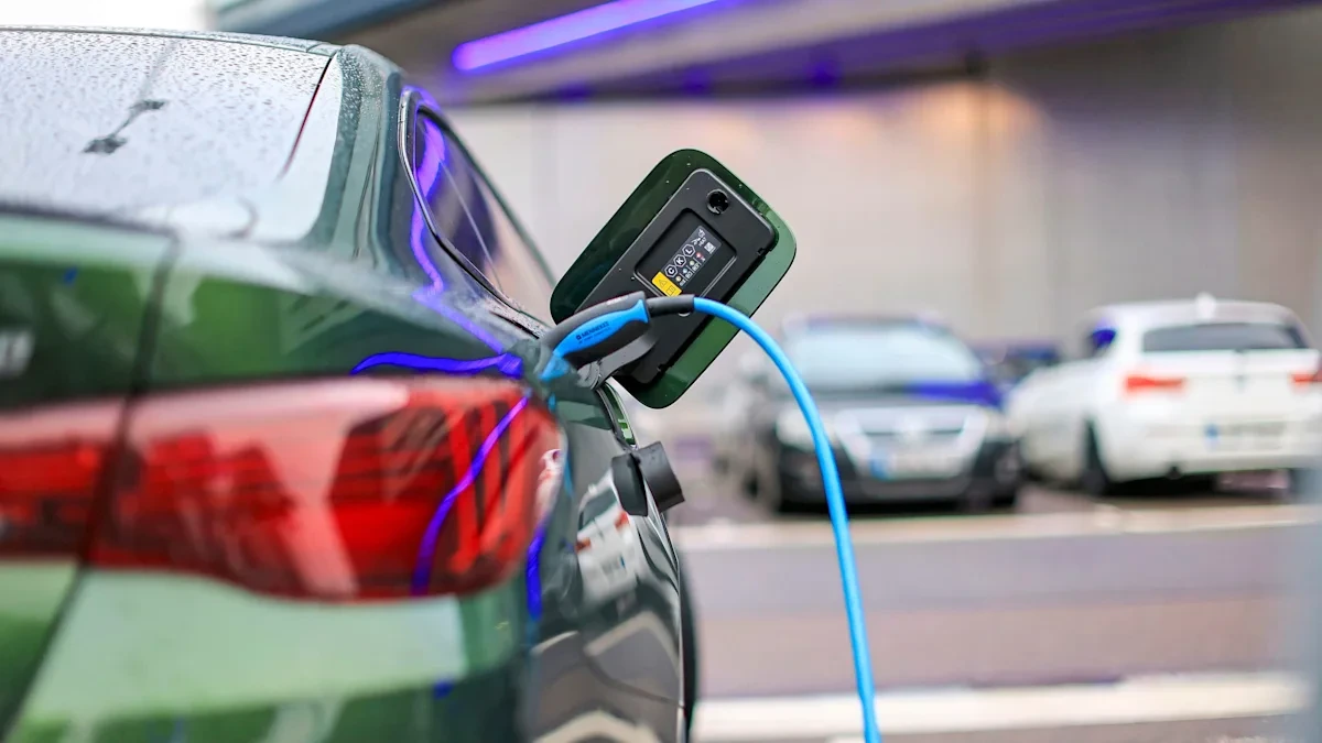 Aus fürs Verbrenner-Aus? Das steht wirklich in der Münchener E-Auto-Studie
