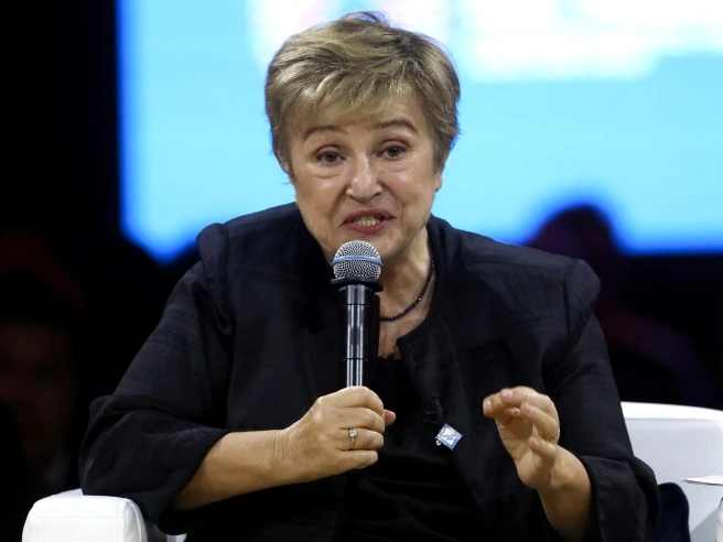 Georgieva: «L’economia mondiale cresce del 3% grazie all’AI, ma il futuro è incerto»