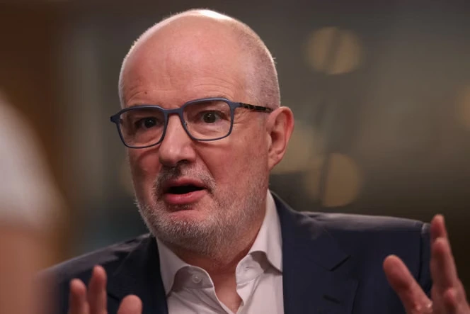 Emmanuel Roman, patron du géant de la finance Pimco : « Les marchés envoient un signal sérieux à la France » sur sa dette, « l’heure est grave »