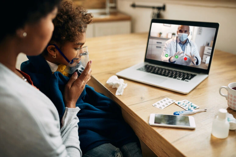Asma nei bambini più controllata con app, inalatori smart, sensori indossabili