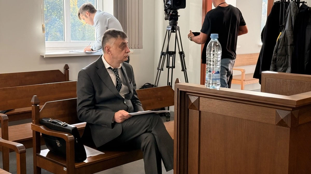 "Предстаю пред вами с чистой совестью". Суд оставил в силе тюремный срок Трубко за взятку 2,1 млн евро