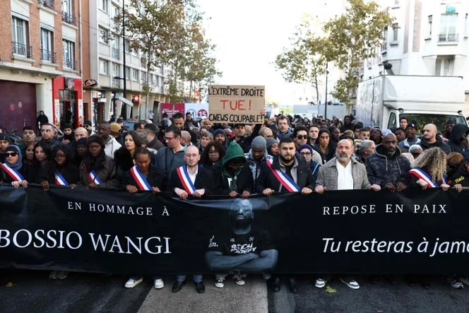 Attentat raciste de Trappes : plusieurs centaines de personnes à la marche blanche en hommage à Pengo Bossio Wangi