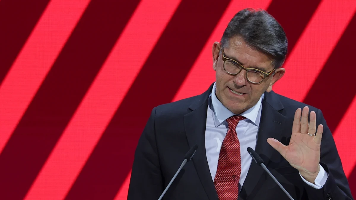 Koalition in Berlin „brandgefährlich“: Kulturstaatsminister Weimer geht auf SPD los