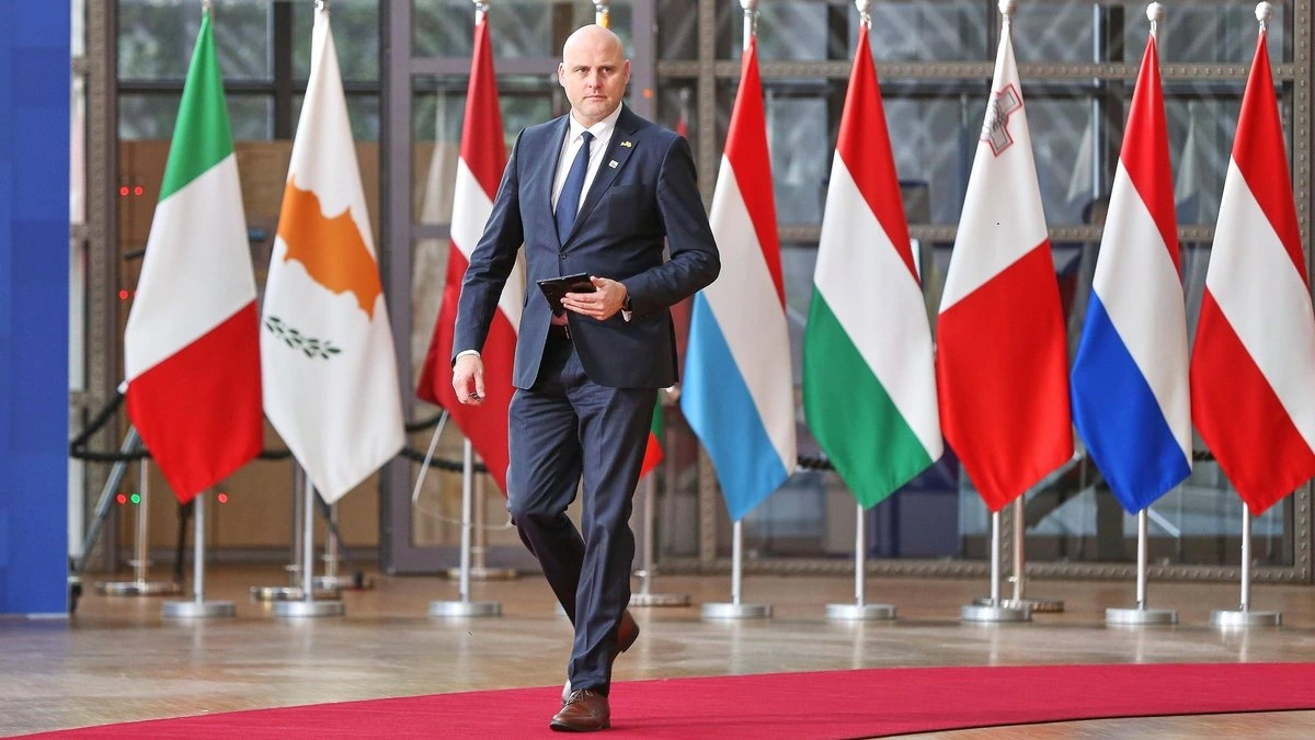 Если мы хотим есть круассаны на завтрак, нужно поддерживать Украину, заявил Кулбергс
