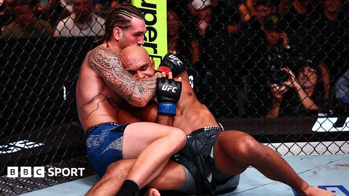 Allen submits Duncan to derail Briton's title hopes